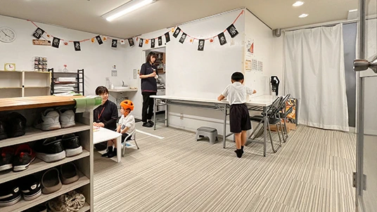 SANPO 鶴見教室の外観